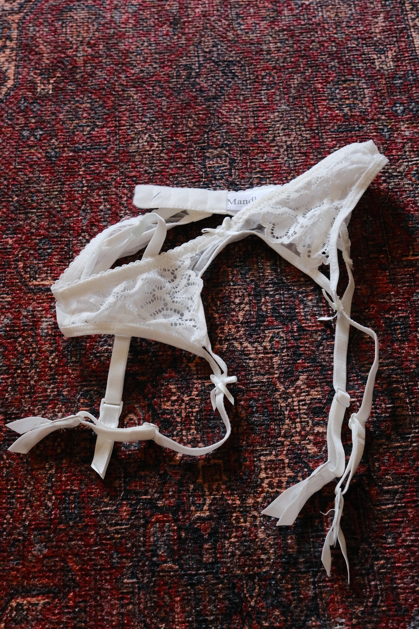 Forest suspender